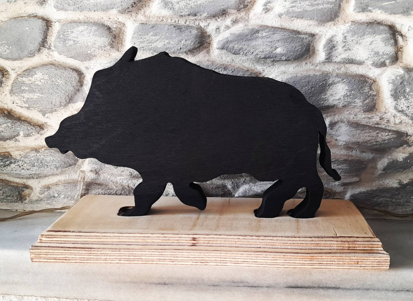 Ξύλινο Διακοσμητικό Αγριόχοιρος σε Βάση