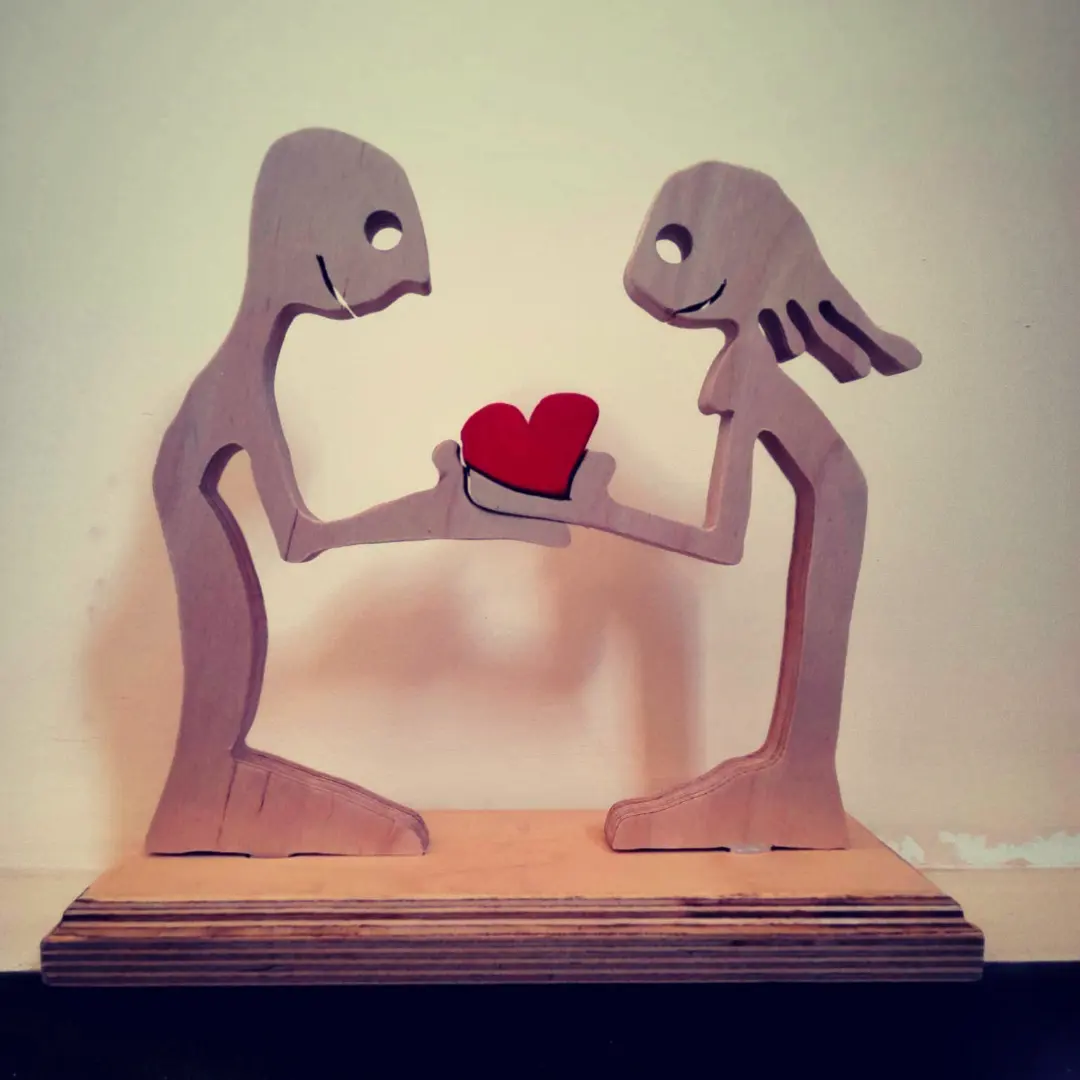 Ξύλινο Διακοσμητικό Ζευγάρι με Καρδιά