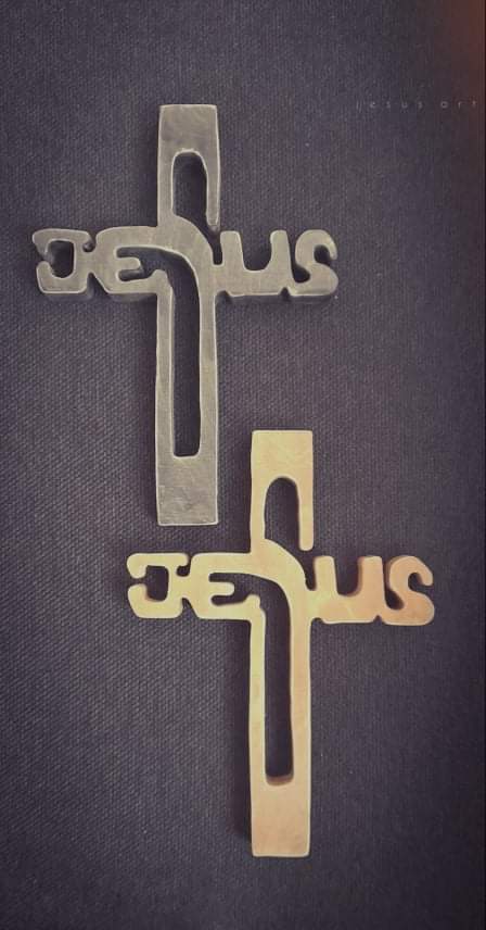 Ξύλινος Σταυρός JESUS – Χειροποίητο Διακοσμητικό
