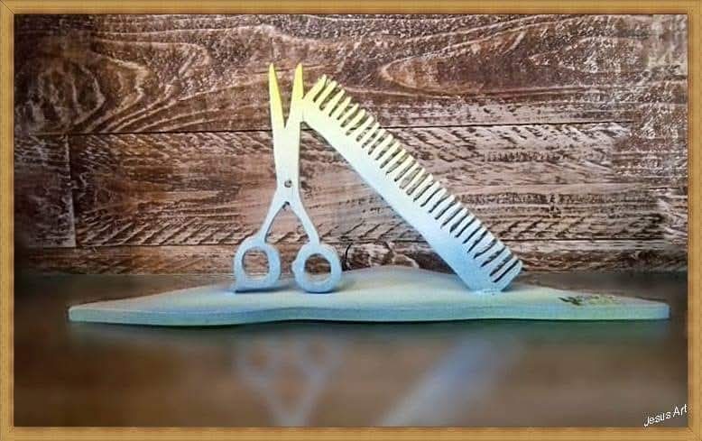 Ξύλινο Διακοσμητικό Κομμωτηρίου – Ψαλίδι & Χτένα